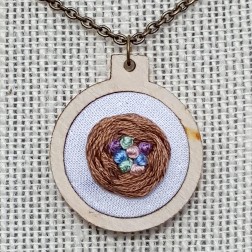 Embroidered Bird Nest Mother's Necklace