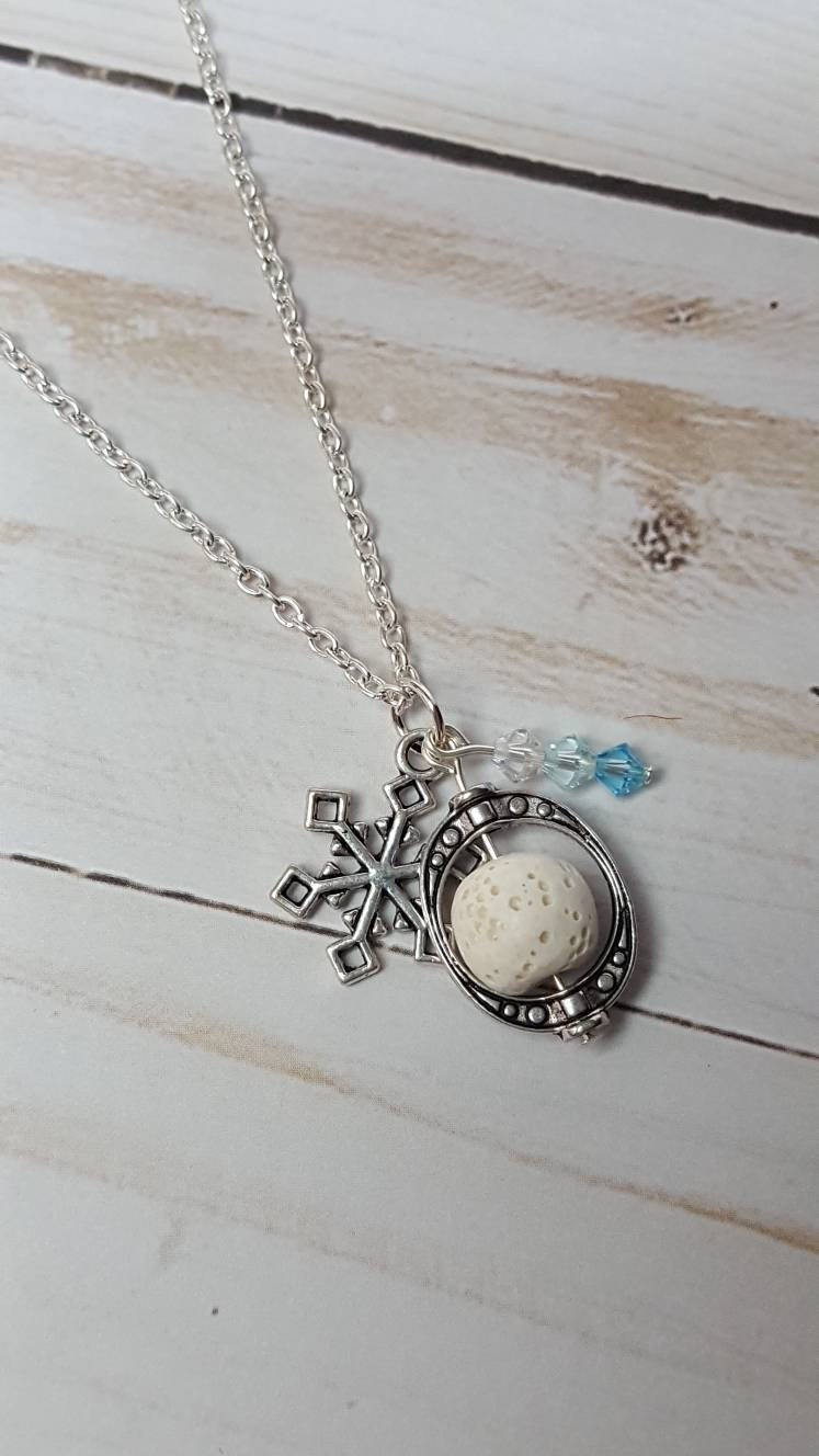 Snowflake Diffuser Necklace