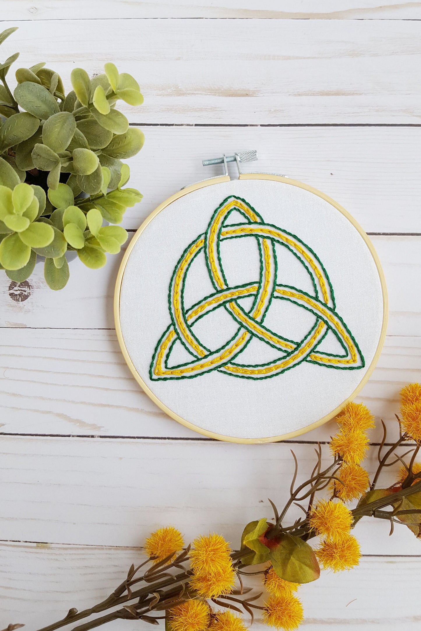 PDF Embroidery Pattern Celtic Trinity Knot