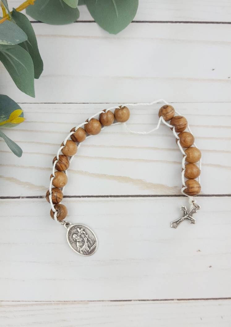 St Andrew Christmas Novena Beads, Bethlehem Olive Wood