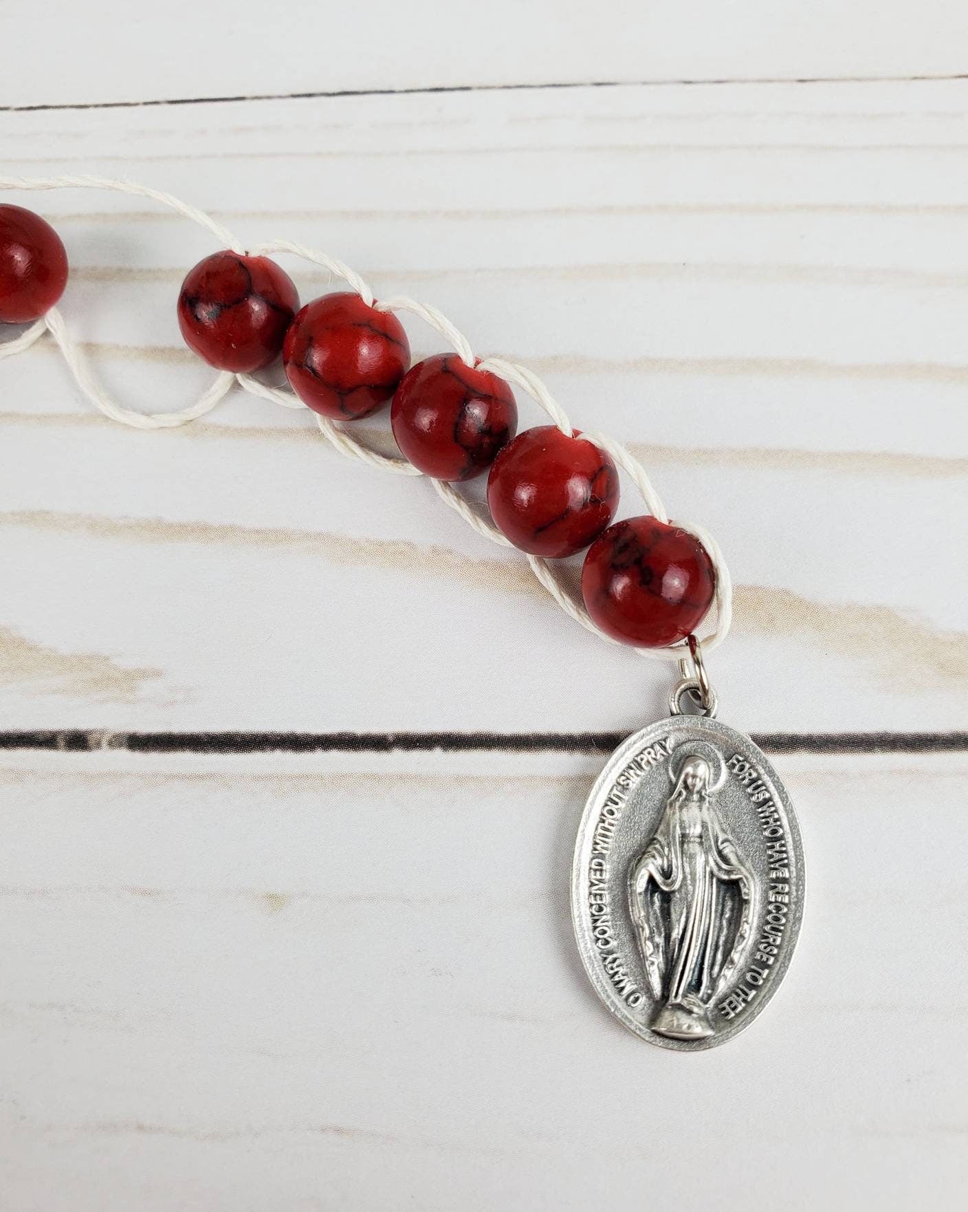 Marbled Red Sacrifice Beads