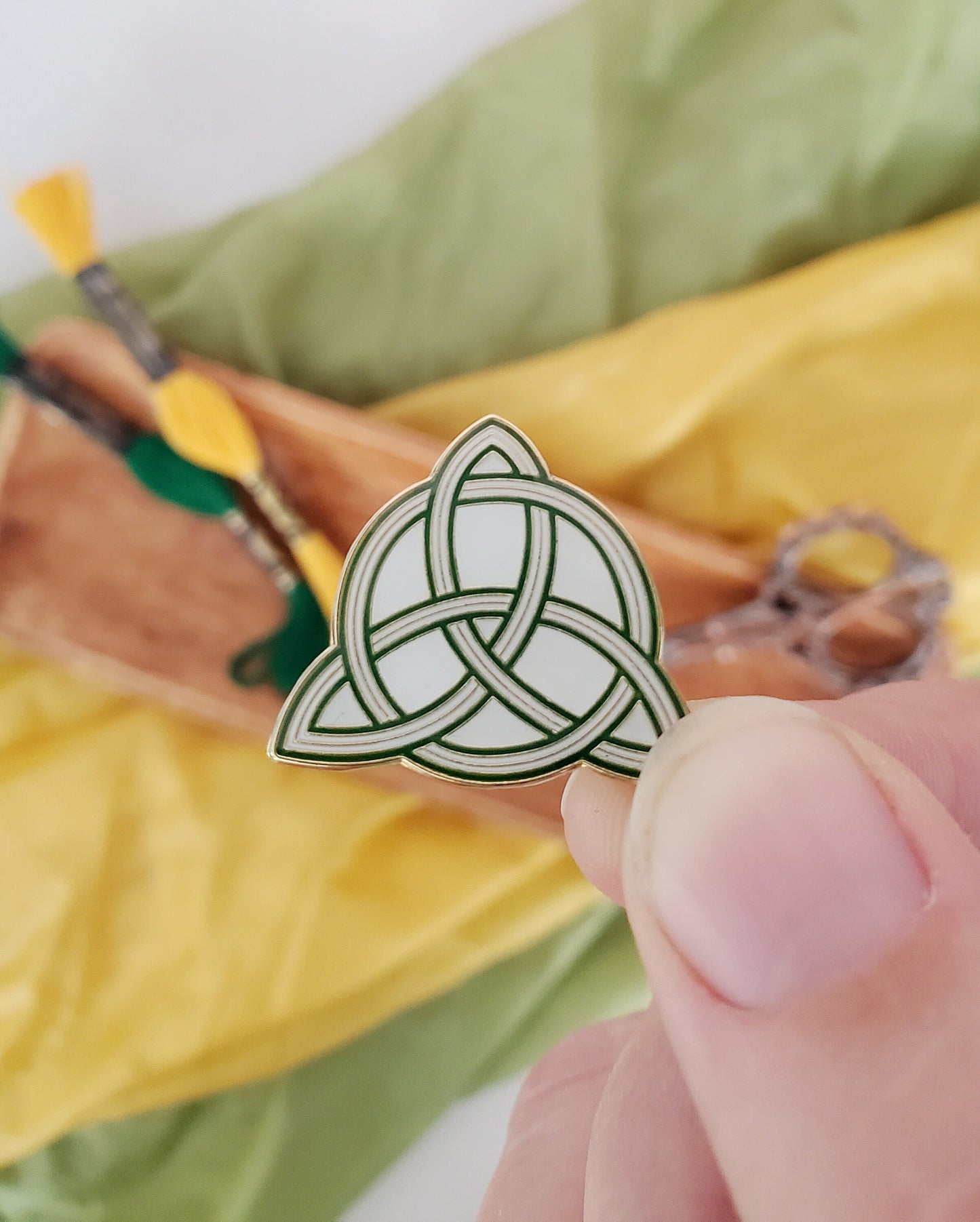 Celtic Trinity Knot Needle Minder
