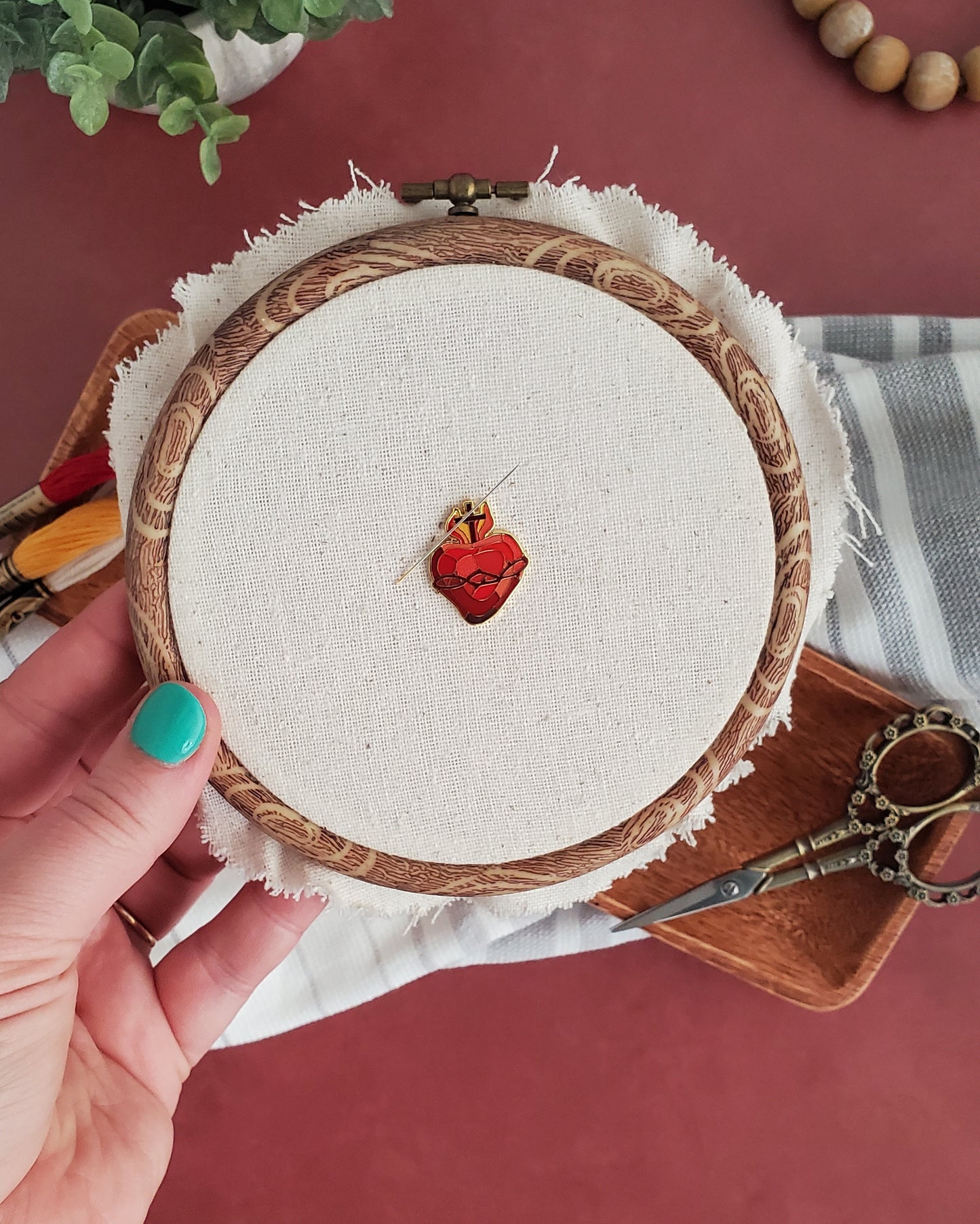 Sacred Heart of Jesus Needle Minder