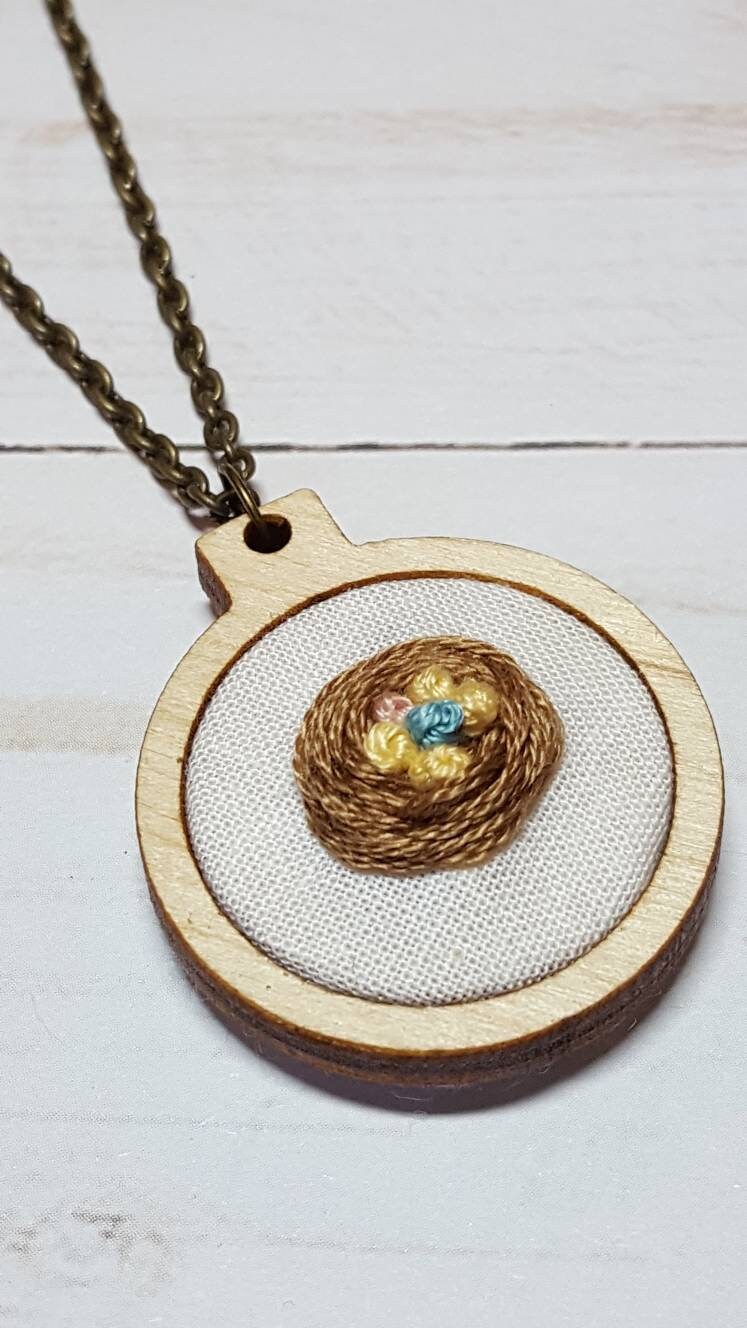 Embroidered Bird Nest Mother's Necklace